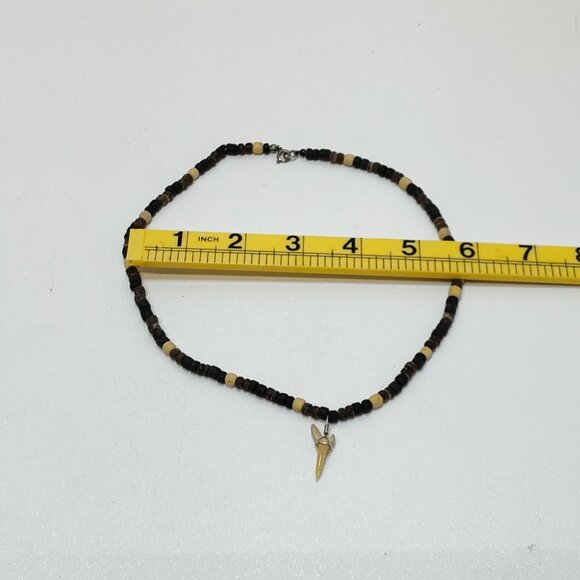Shark Tooth Surfer Necklace Coconut Beads Natural Shell Black Stone Handmade VTG - Picture 7 of 7
